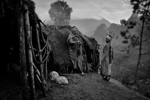 Rautes: The last nomads of Nepal